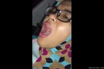 Ngocok Hijabers Binal di Mobil Sampe Kejang Squirt