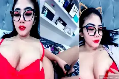Sandra Indo VCS Nenen Mulus Elus Memek Basah Sampe Becek